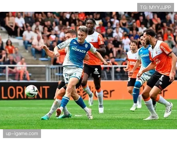 波尔图防线稳固展现冠军实力,客场零封对手巩固联赛排名 波尔图防线稳固展现冠军实力,客场零封对手巩固联赛排名