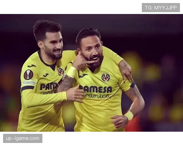 西甲焦点战：床单军团强势取胜，状态回升稳居积分榜前列